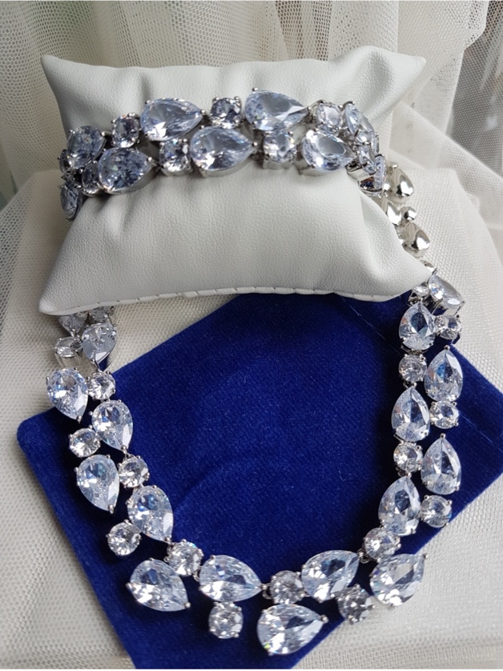 Swarovski Elements Clear Teardrop & Round Gemstone Statement Necklace NEW